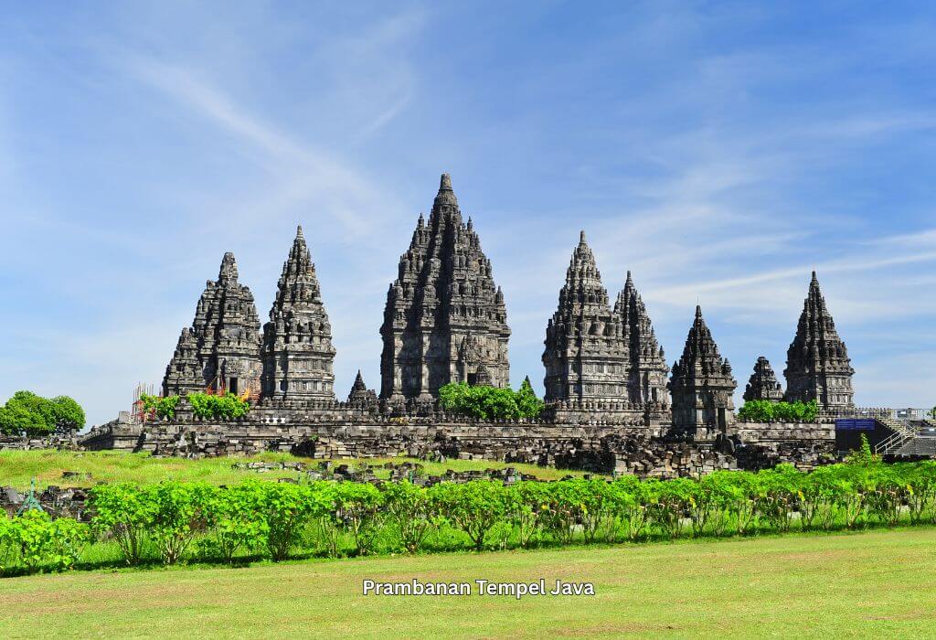 Indonesien Reise zum Prambanan Tempel auf Java
