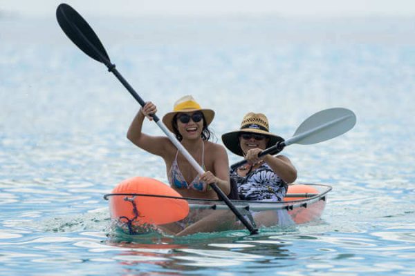 Kajakfahren im Französisch Polynesien Urlaub